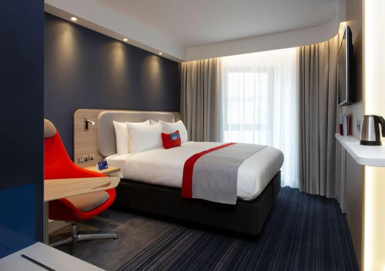 Standard Double Room with Free Hot Breakfast